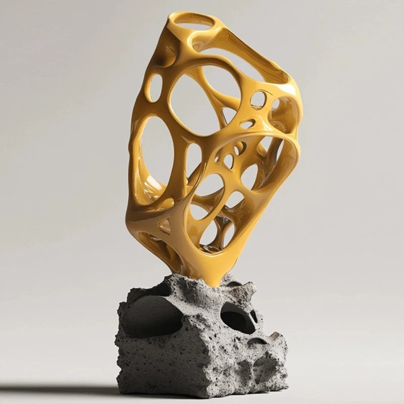 Aurelia Form Figurine image 4